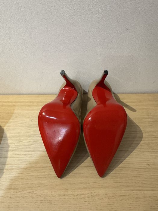 Бежови 12см токове с червена подметка 37 номер