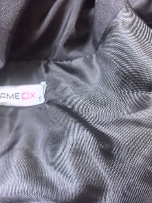 Два броя елеци на найк