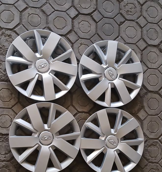 Продам колпаки от Гранты FL Р 14.
