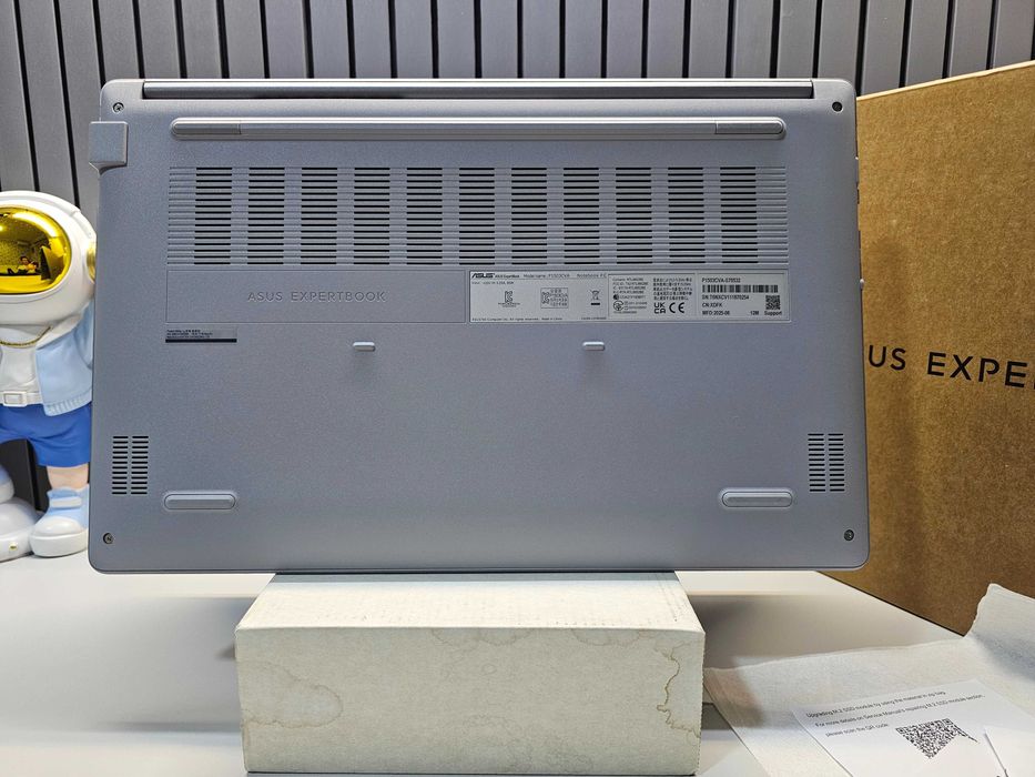 ПРОДАМ Asus ExpertBook 15 Ноутбук Core™i5-13420H/16GB/512SSD/15.6"iPS.