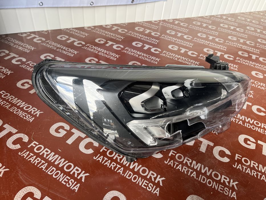 Фар Ford Focus 2019-Full LED