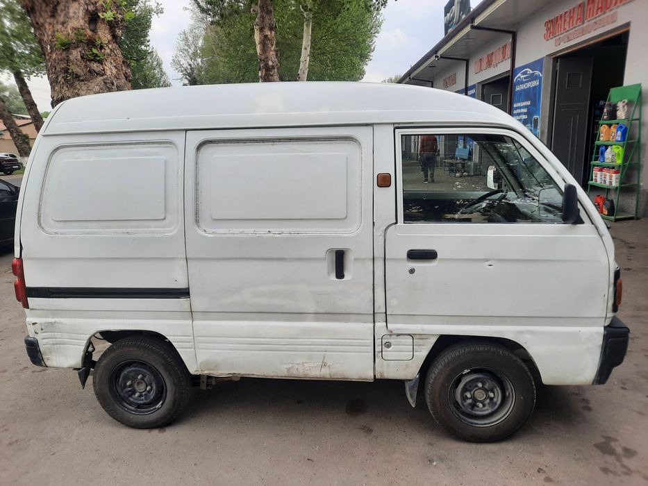 Damas mashinasi sotiladi