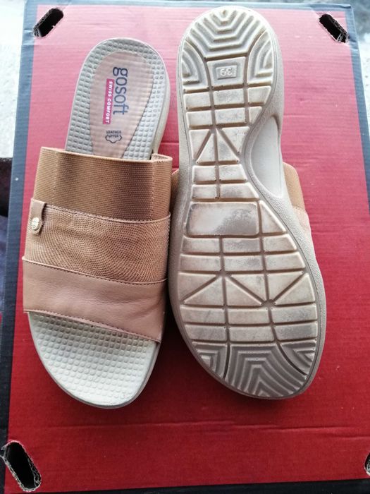 Дамски сандали GOSOFT