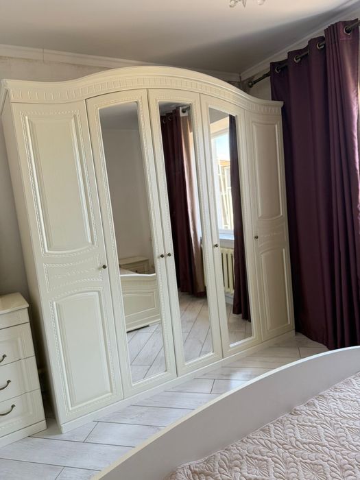 Спальный гарнитур в отличном состоянии