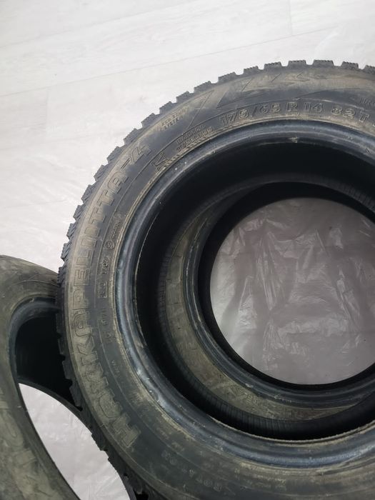 Продам шины зимние