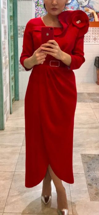 Красивое платье, туфли на выход