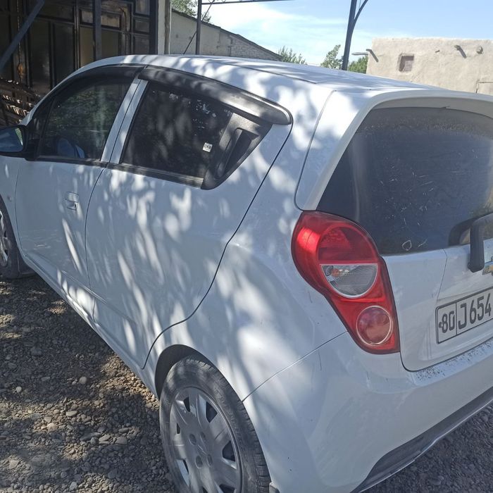 Spark chevrolet,2 pozitsya