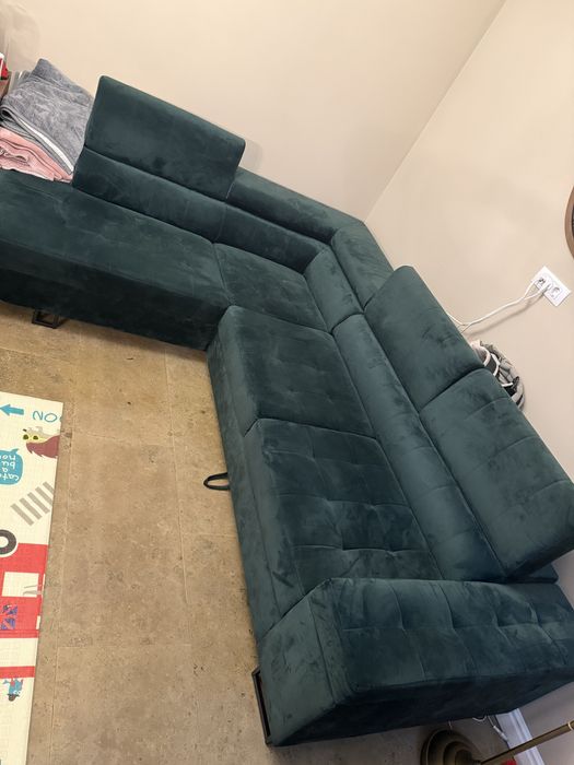 Coltar catifea extensibil cu lada