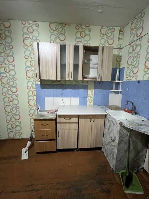 Отдам даром разную мебель