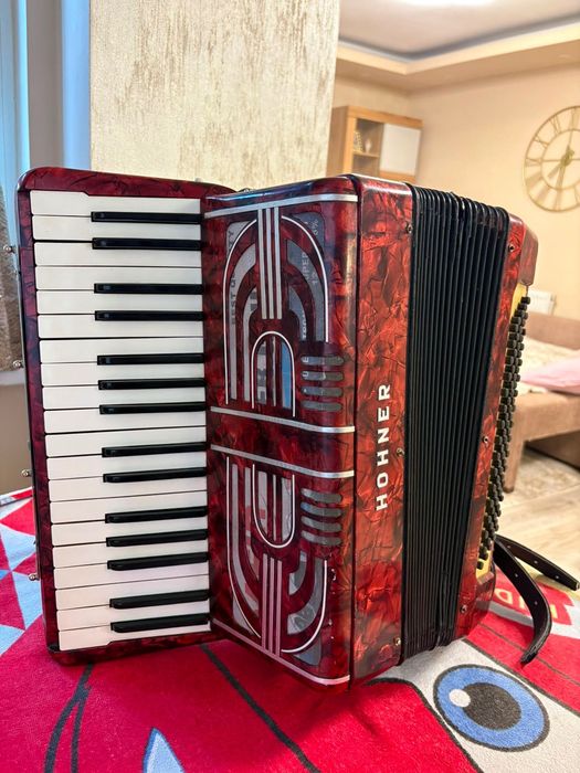 Acordeon Hohner 80 basi
