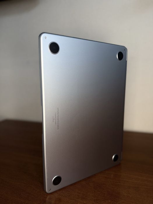 MacBook Air Apple M4, 2025 года