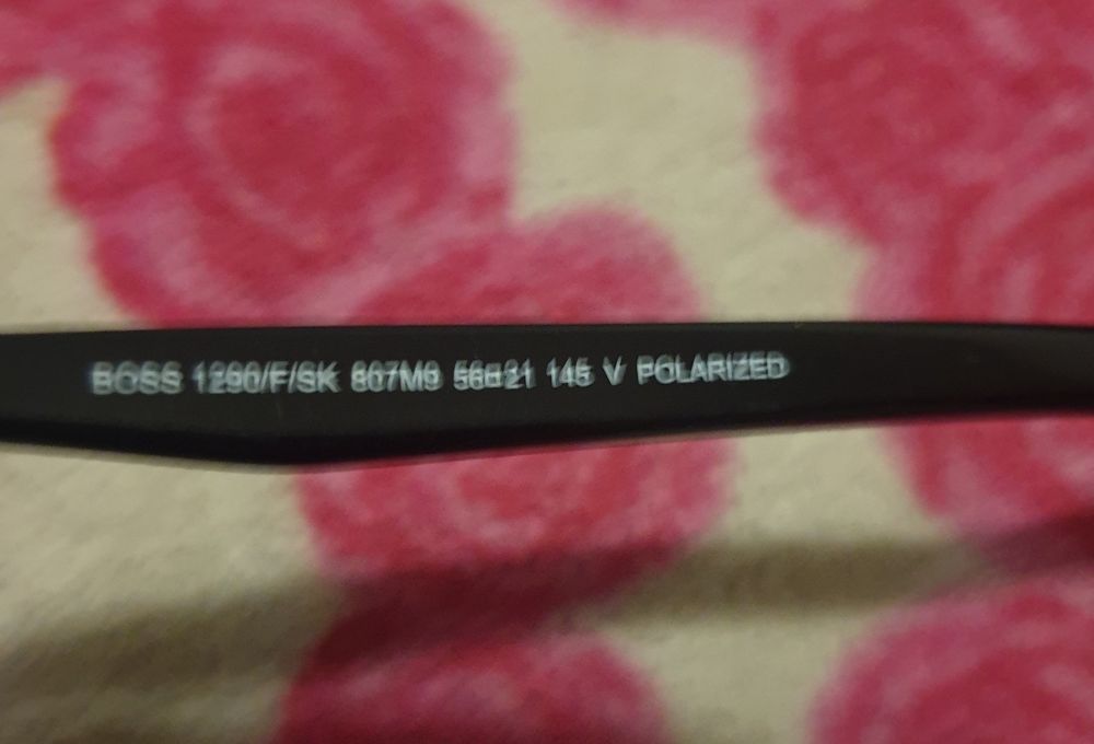 Брендовые  очки  HUGO BOSS.