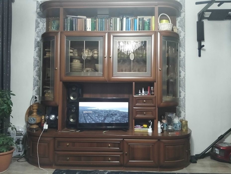 Продам стенку 10 000