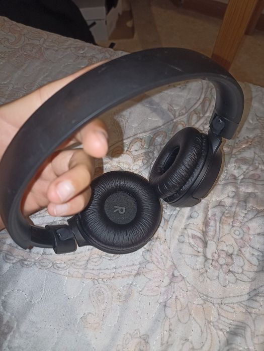 Jbl наушники черные хорошие