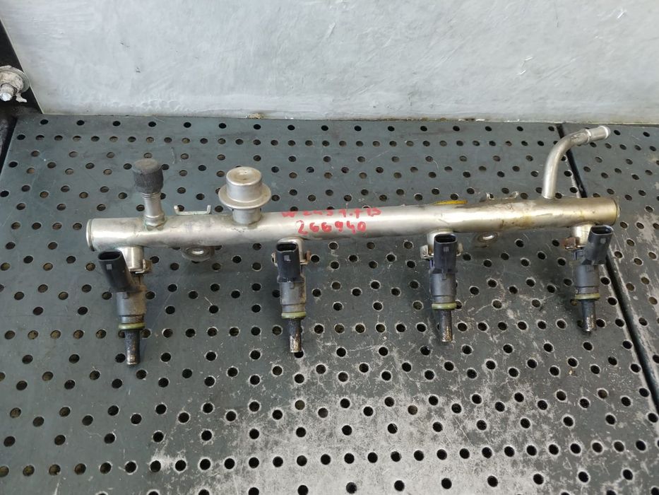rampa cu injectoare 1.7b mercedes a-class w169 b-class w245  a0000788749  a2600700395