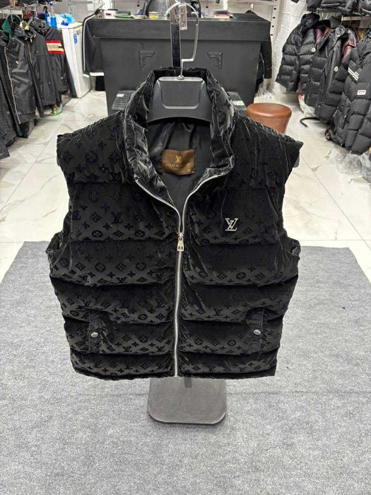 мъжки елек Moncler