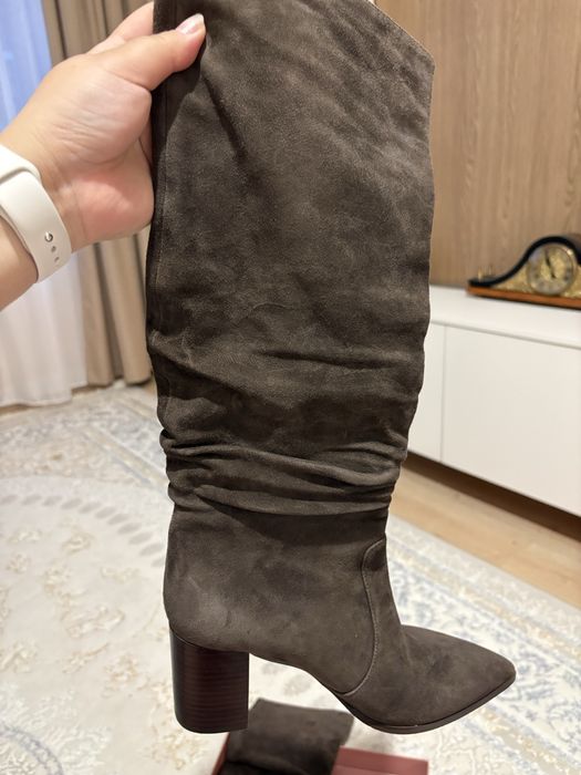 Продаю новые сапоги