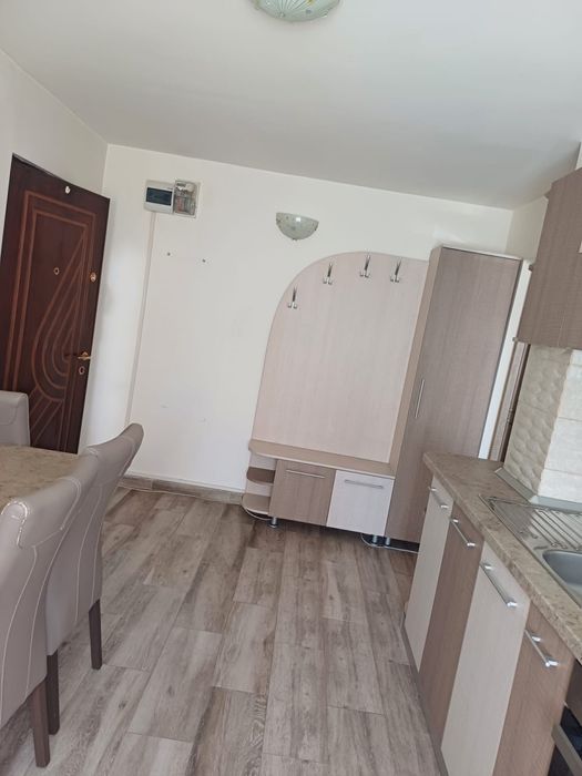 Apartament pentru inchiriat  cu o camera generoasa