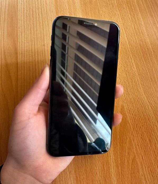 iPhone XS 64GB Space Grey