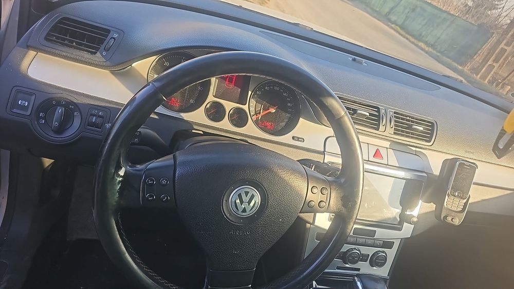 Vând passat b6!!