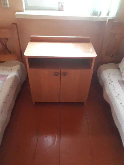 Шкафчик , тумба маленькая