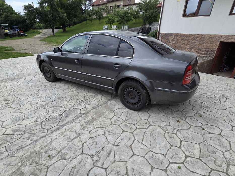SKODA Superb 2003