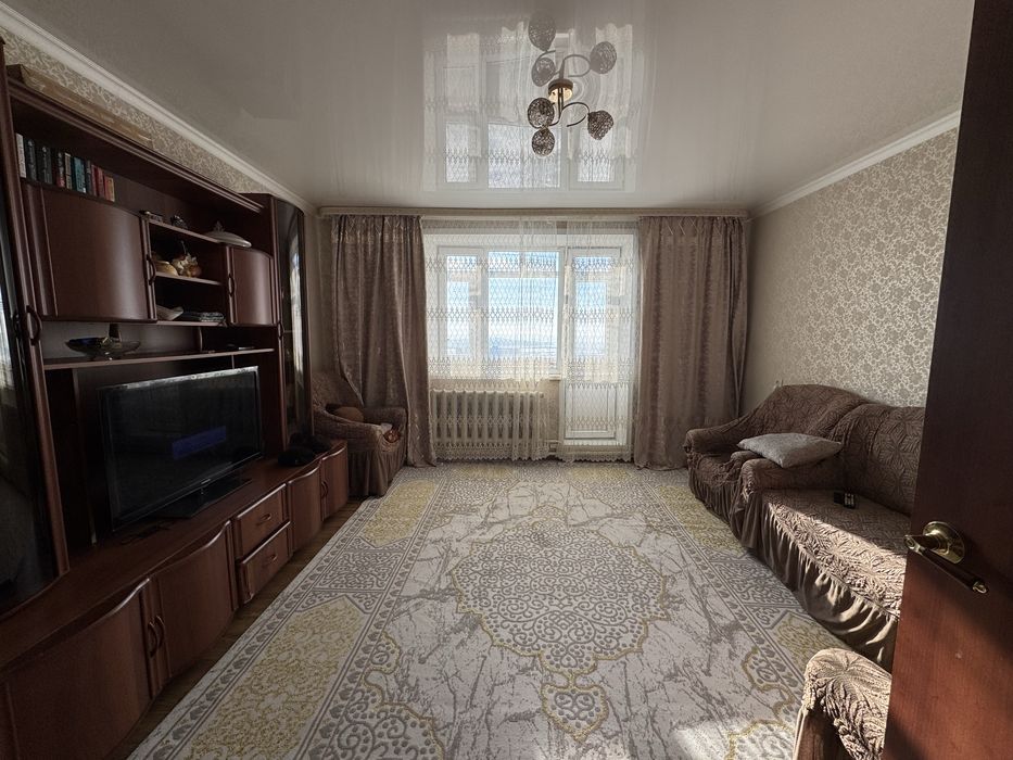 Продаю 4х комн кв 9 микрорайон