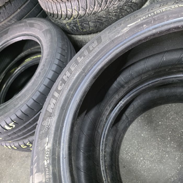 2x 235/45/18 VARA MICHELIN 2020 Stare excelenta