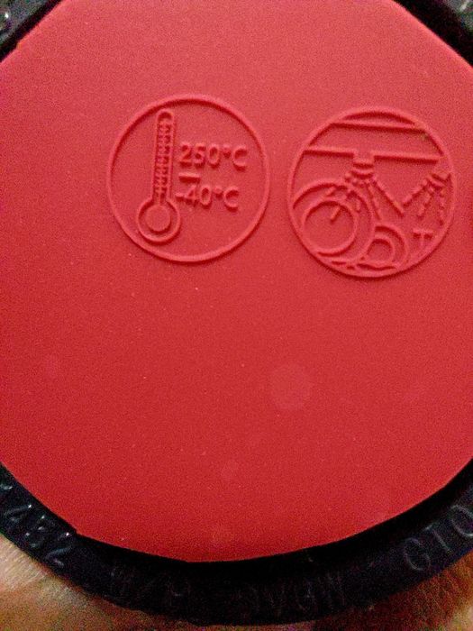 Ръчна помпа за злато  Хендерсън с двоен клапан и сменяеми представки