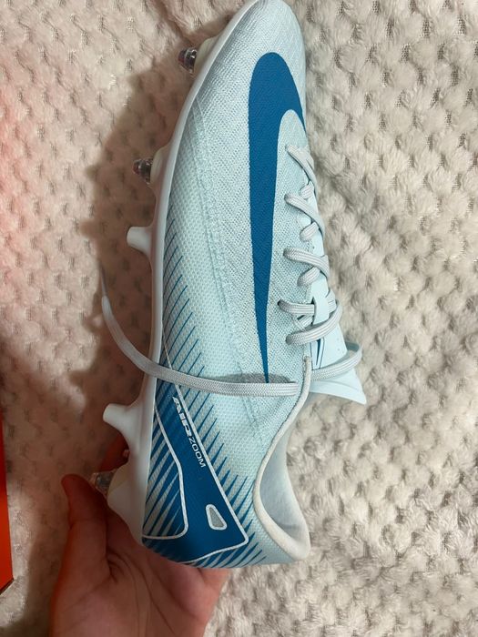 Ghete de fotbal zoom vapor 16 academy