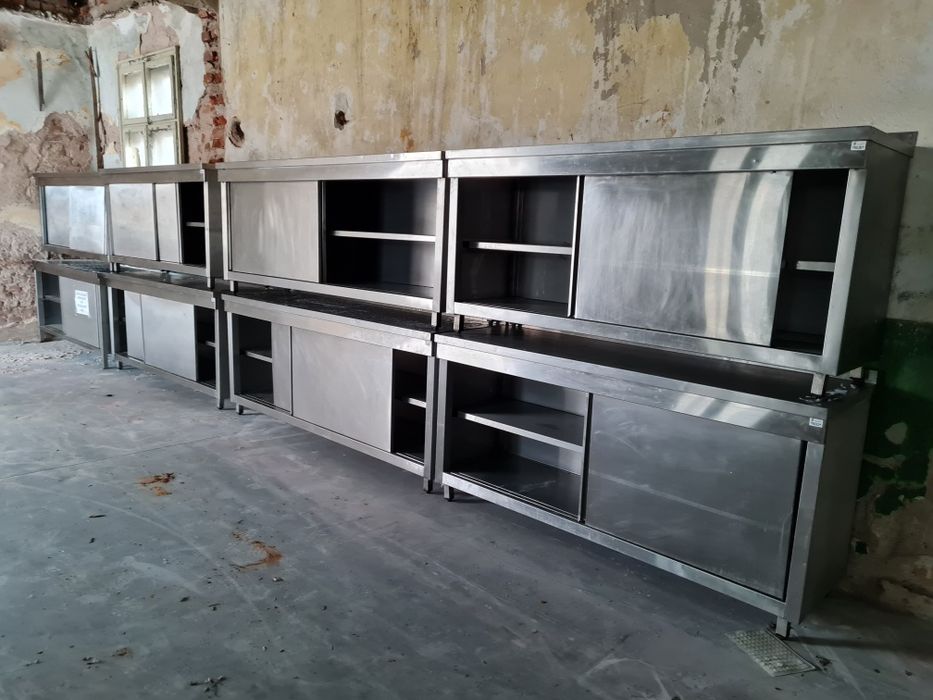 Неутрално кухненско оборудване маси, мивки, шкафове от инокс