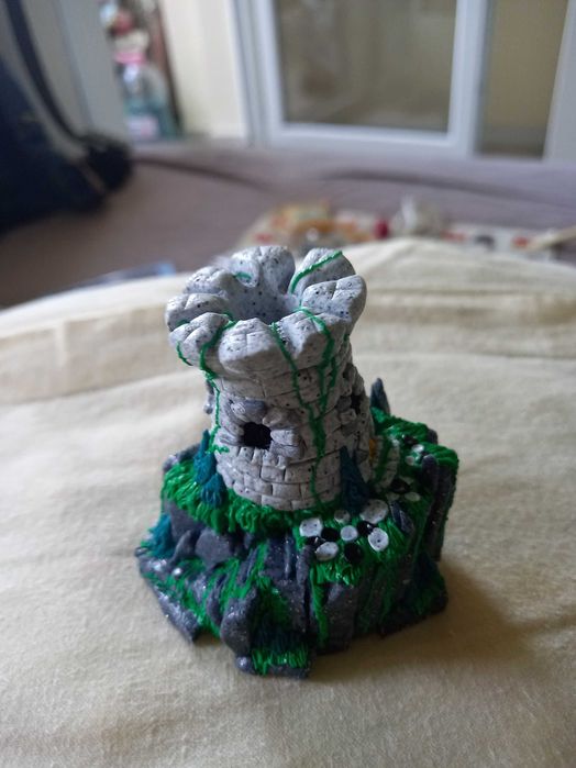 Замък моливник от полимерна глина