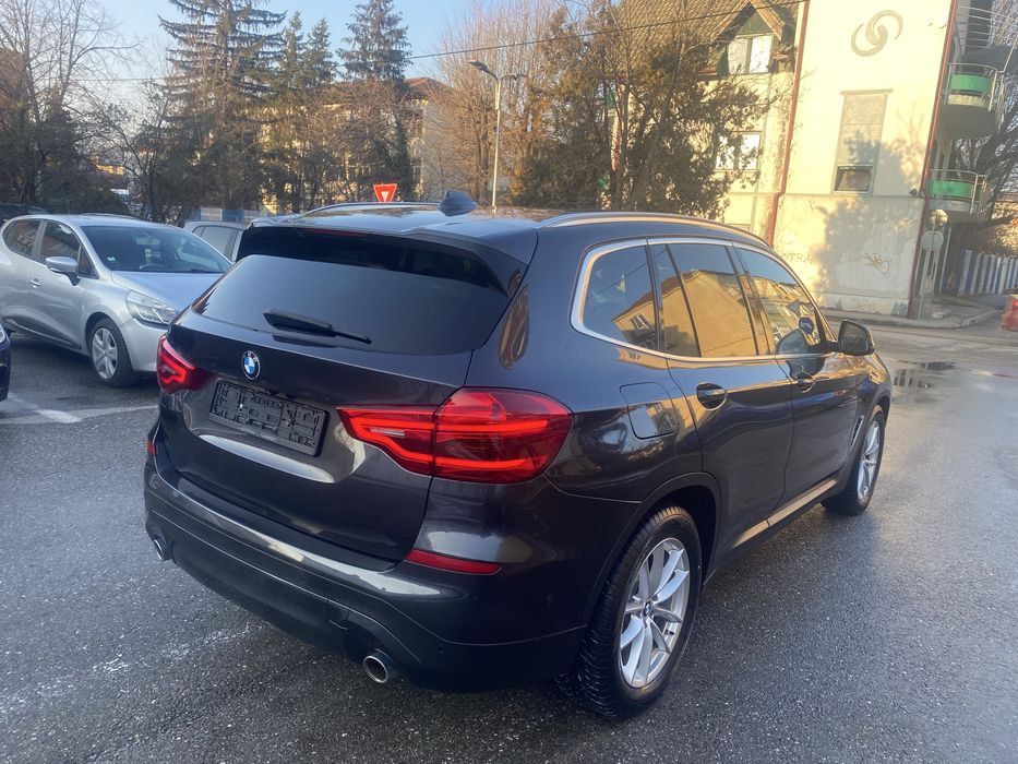 BMW X3 2,0d euro 6 Navi Mare Panorama Ceasuri plasma