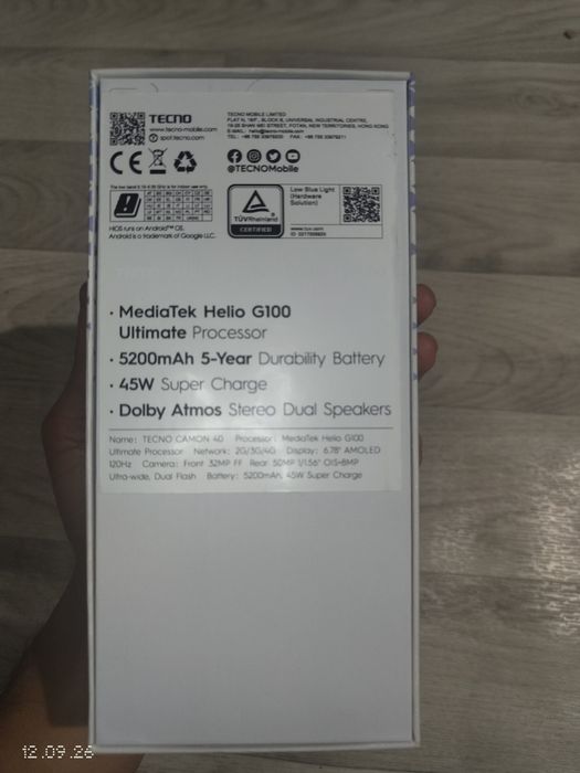 Продам смартфон Techno Camon 40