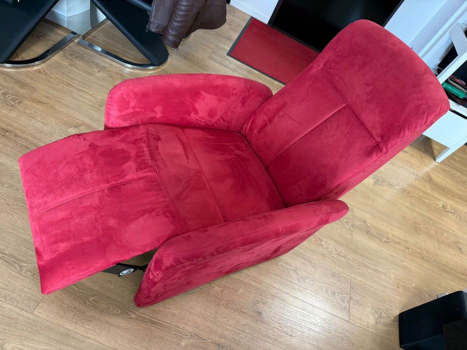 Vând fotoliu rabatabil din catifea