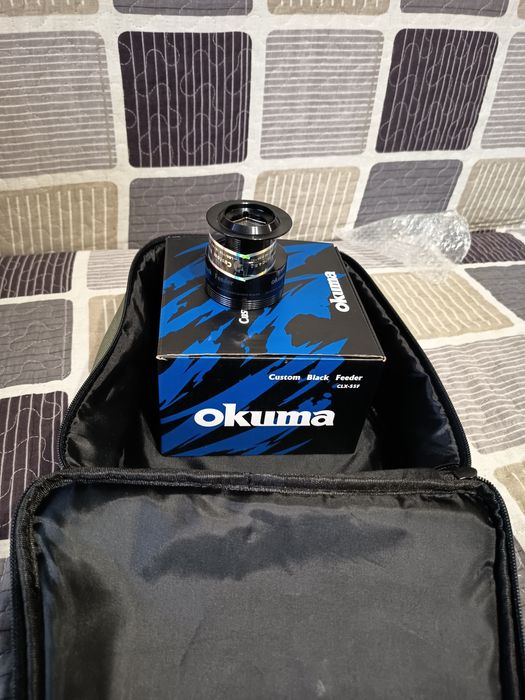Combo Okuma Custom Black Feeder