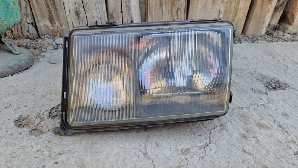 Фара на Мерседес W124 ДОРЕСТ