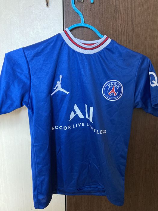 Футболна тениска