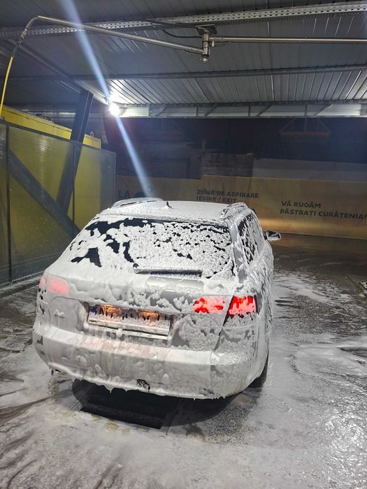 Vand/Schimb Audi A4 B7 2.0