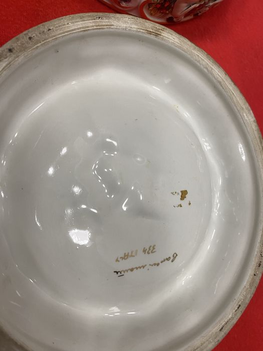 Голям италиански пепелник и купа на каподимонте