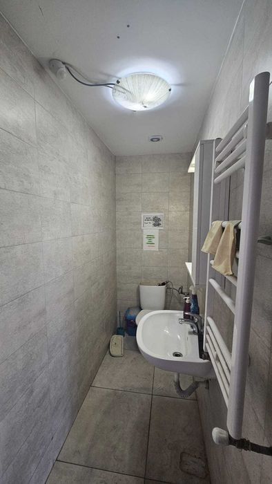 Inchiriez spatiu comercial de 60 m2 - Chiajna - str. Sergent Ilie Petre, nr 86 - 1,000 EUR