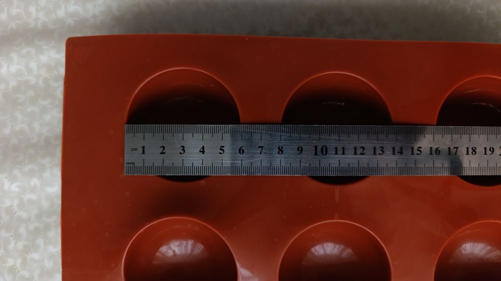 Форма для шоколада полусфера 6см