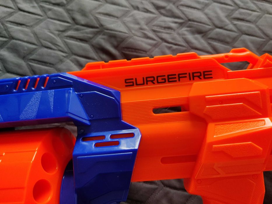 Блатер Nerf N-STRIKE ELITE Surgefire