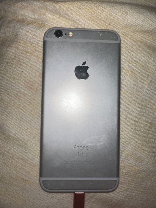 Vând iPhone S dezmembrări