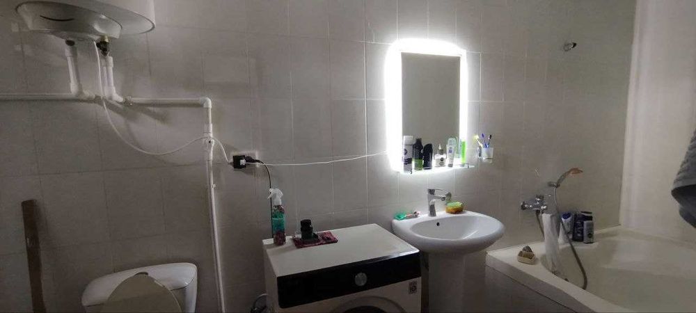 продается дом в центре старого города Бухары.