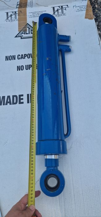 Cilindru hidraulic cupe buldo tractor utilaje agricole preț în funcție