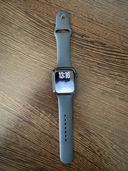 Apple Watch SE (GPS) (2nd Generation) 44mm