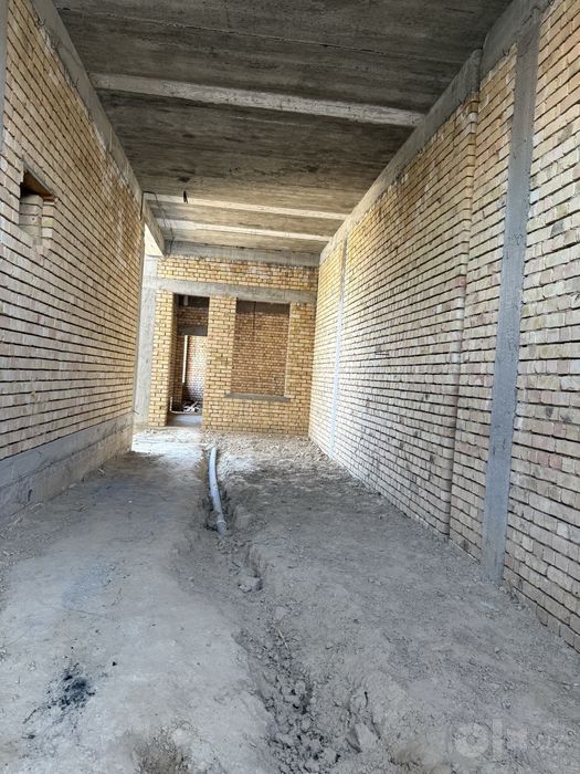 Xovli 5.2 sotiq sotiladi
