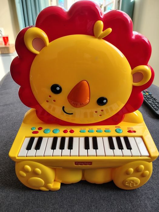 Детско пиано fisher price