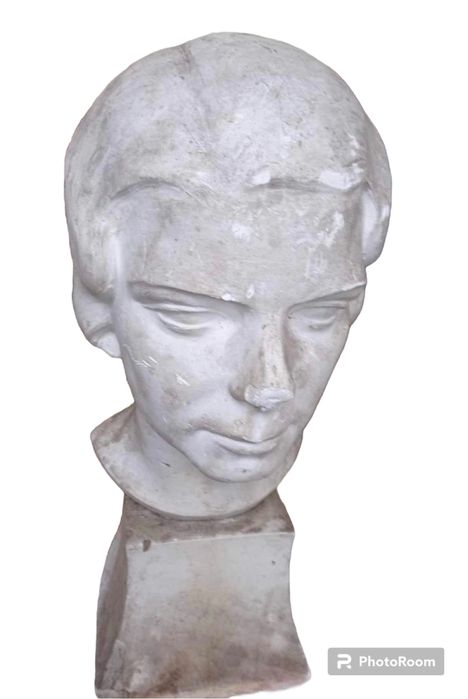 Busturi  statuete scolare interbelice